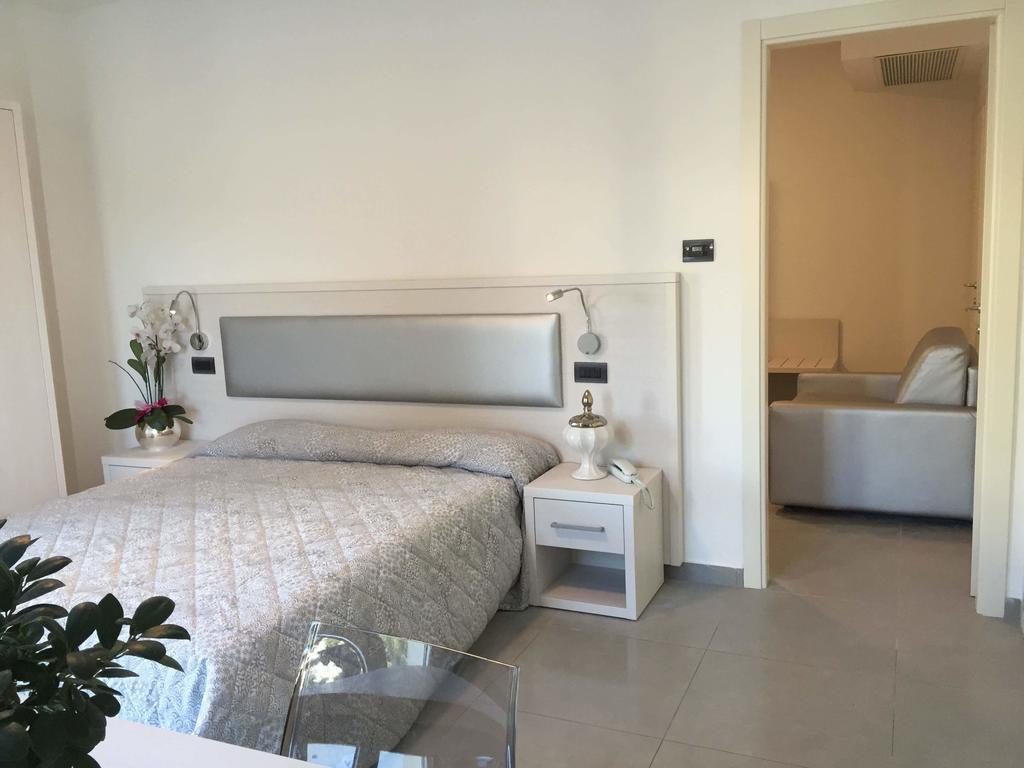Residence Hotel Albachiara Rimini Luaran gambar